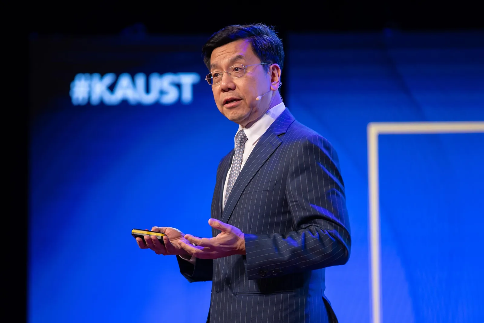Kai fu lee talking in some event